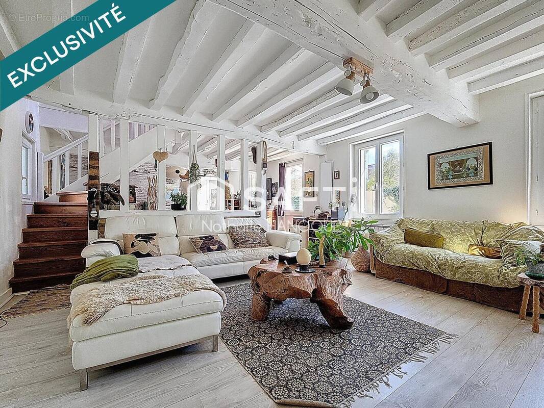 Photo 1 - Maison à HOUDAN