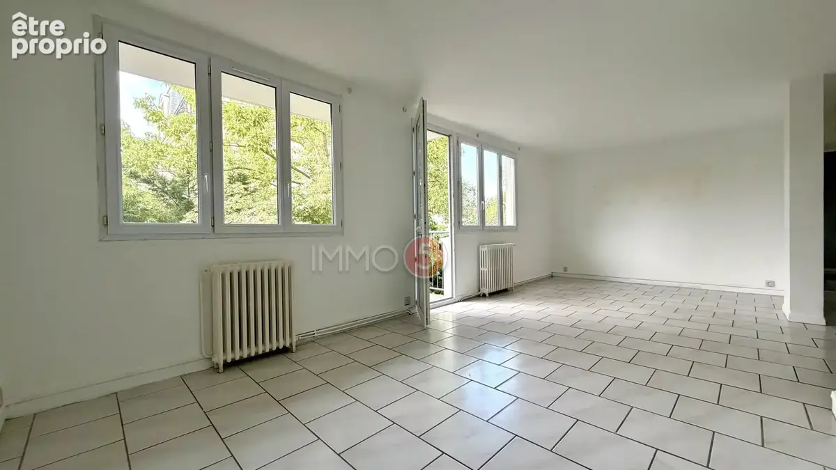 Appartement à LE RAINCY