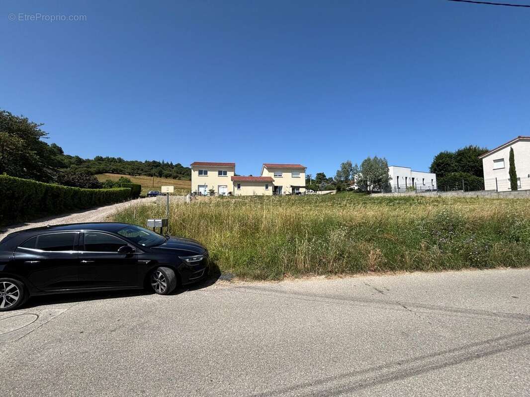 Terrain 770 m² à Villette-De-Vienne  - photo 2