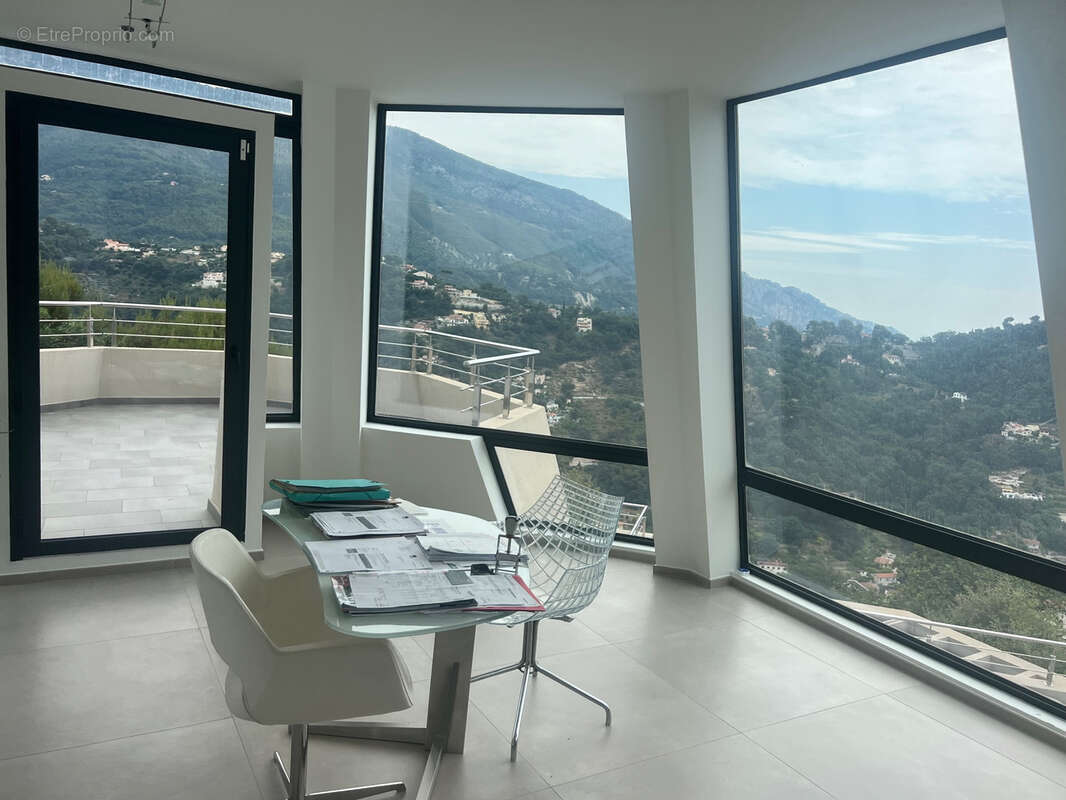 Maison à MENTON