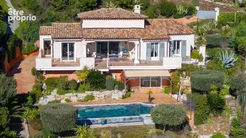 Photo Maison à Cavalaire-Sur-Mer au prix de 1 850 000€