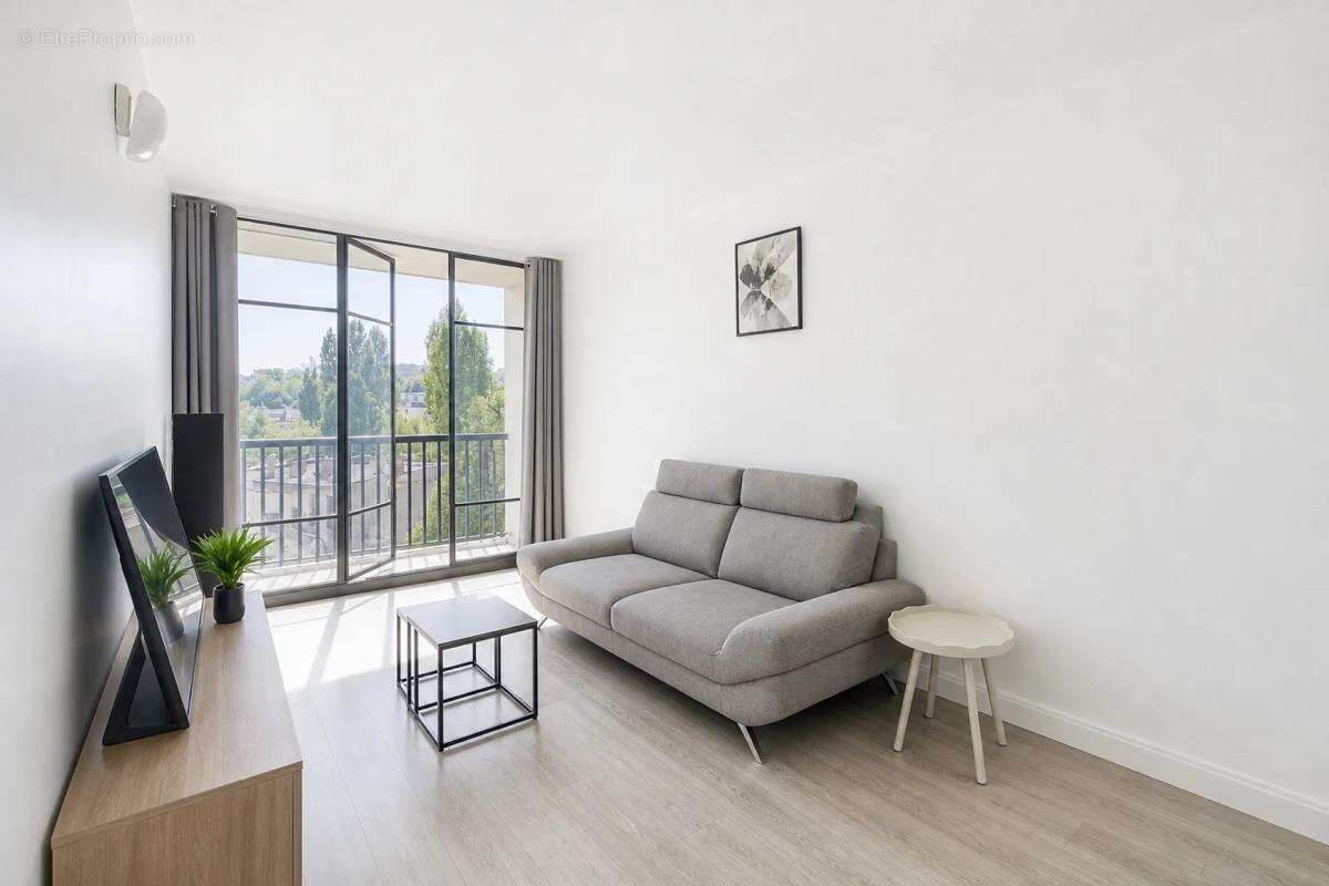 Appartement type F3 avec double séjour - photo 11