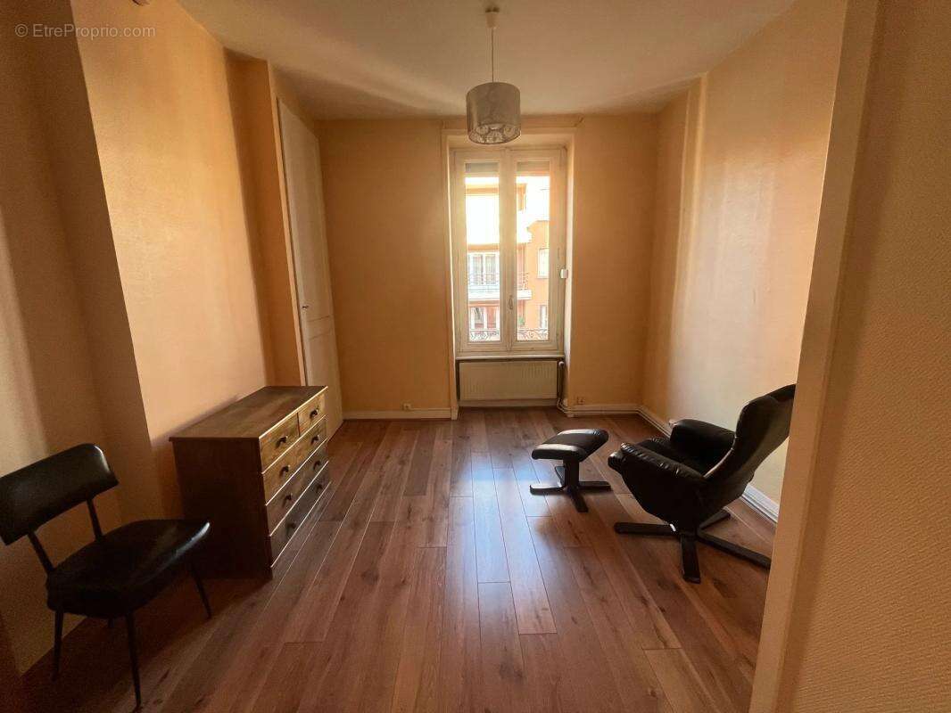 Appartement 2 pièces de 42 m² à Villeurbanne - photo 7