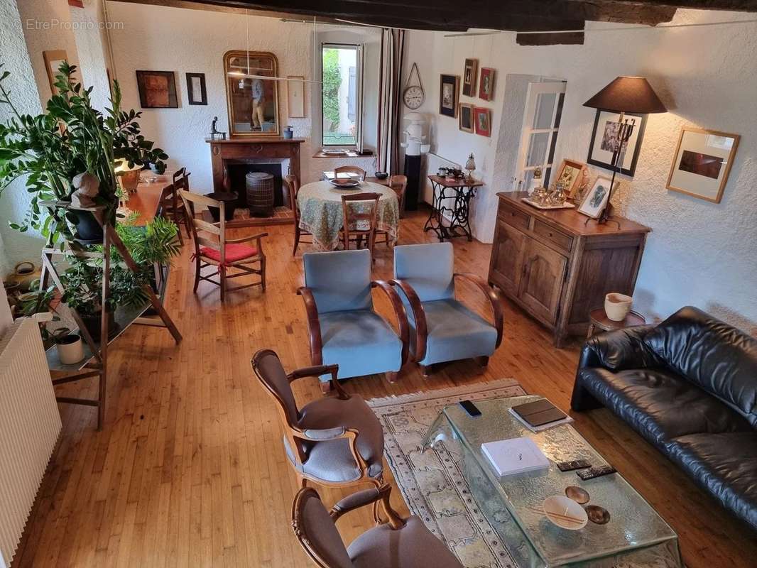 Maison à LABASTIDE-MARNHAC