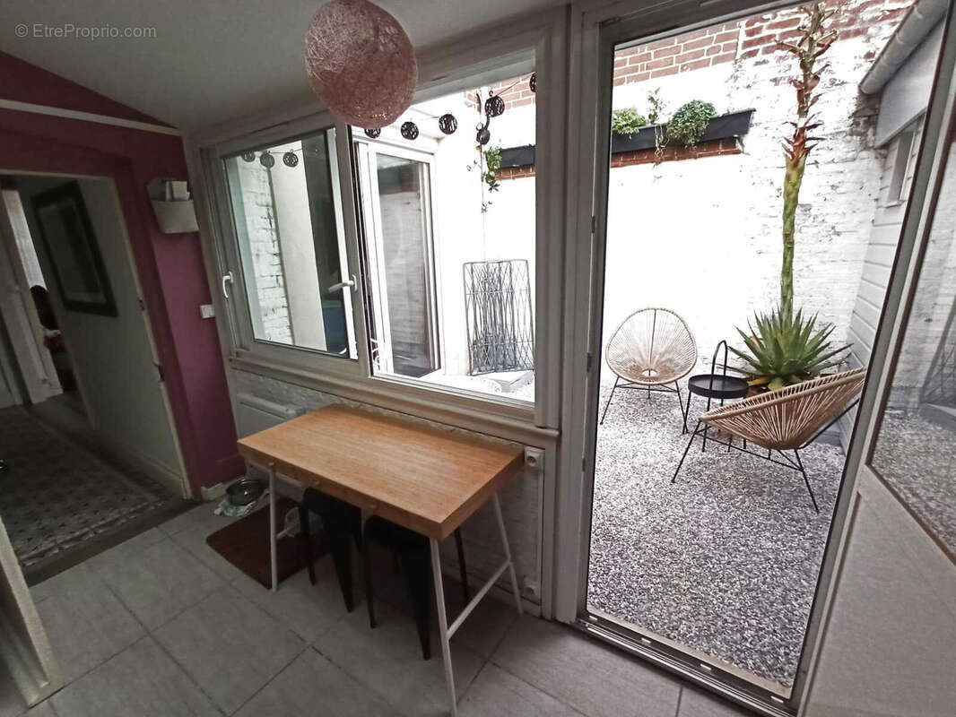 Maison  avec cour en vente quartier Bénédictine à deux pas de la mer et des commerces à pieds - photo 8