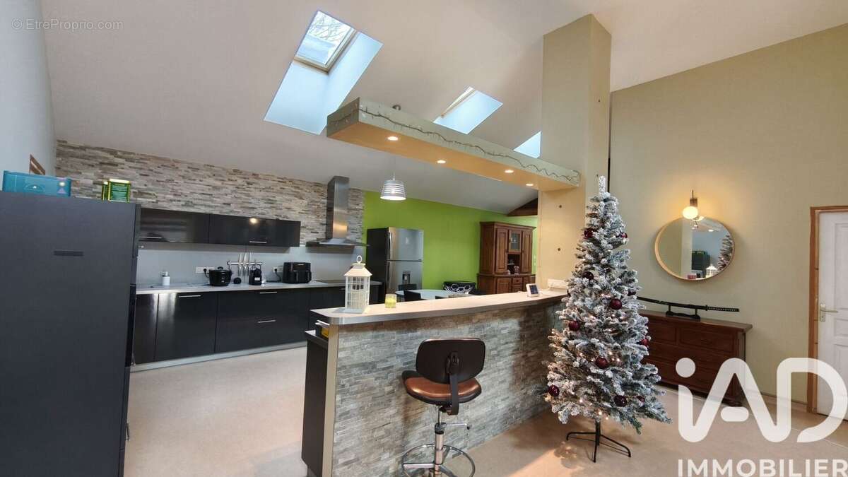 Photo 6 - Maison à LE MONASTIER-SUR-GAZEILLE