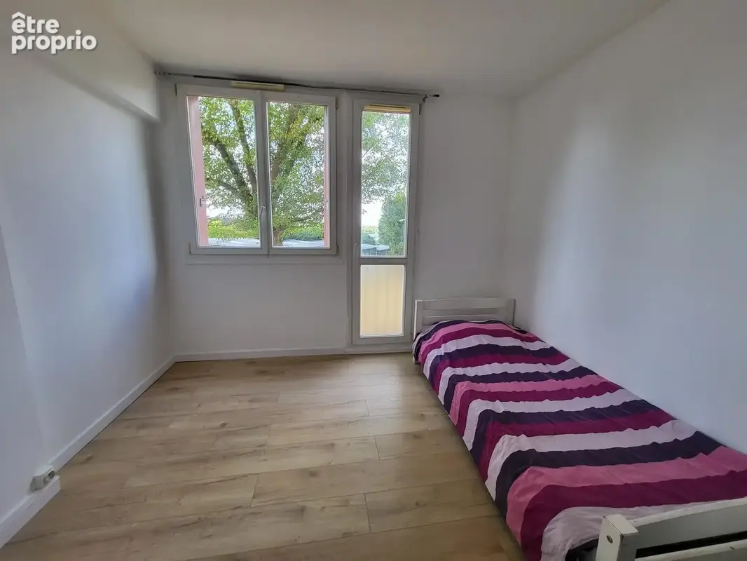 Appartement 74 m² à Noisy-Le-Grand  - photo 6