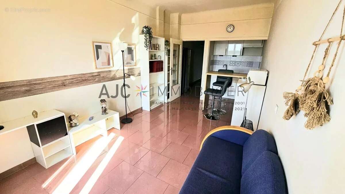 À vendre – studio lumineux à deux pas du centre-ville - photo 3