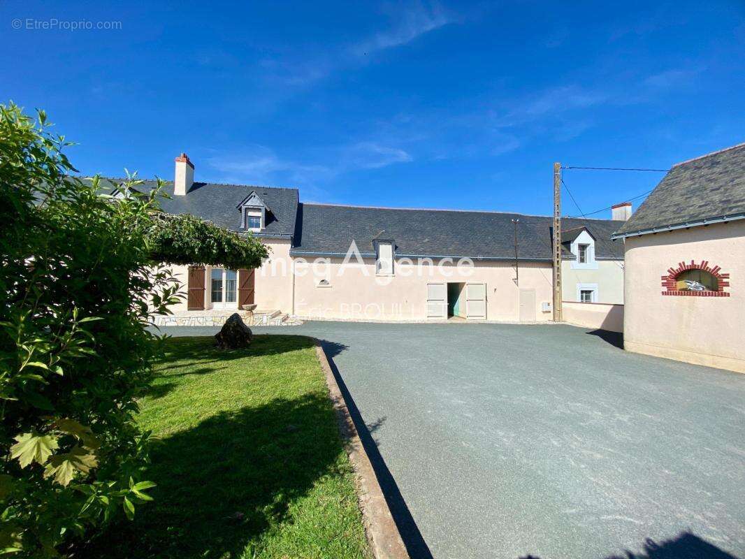 Maison avec dépendances et terrain jusqu’à 6 ha - photo 10