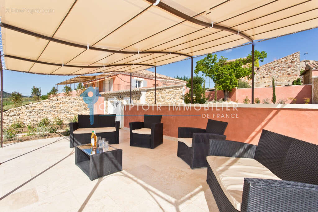 Maison à ROUSSILLON
