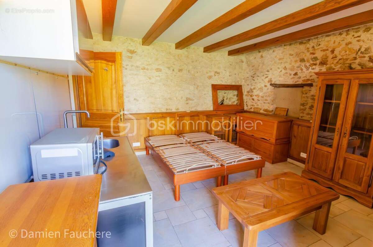 Incroyable POTENTIEL ! Splendide DOMAINE, ensemble immobilier au sein d’un ancien corps de ferme rénové, 340 m² habitables sur p - photo 15