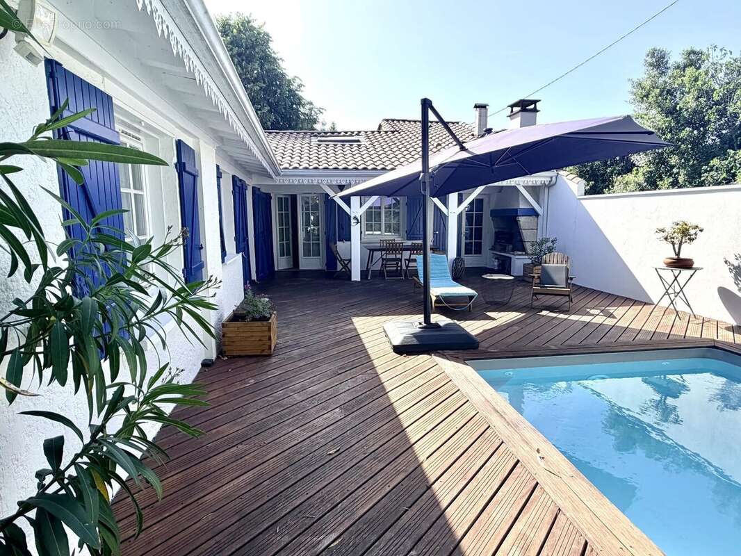 Bègles Maison coup de coeur de plain pied avec piscine - photo 3