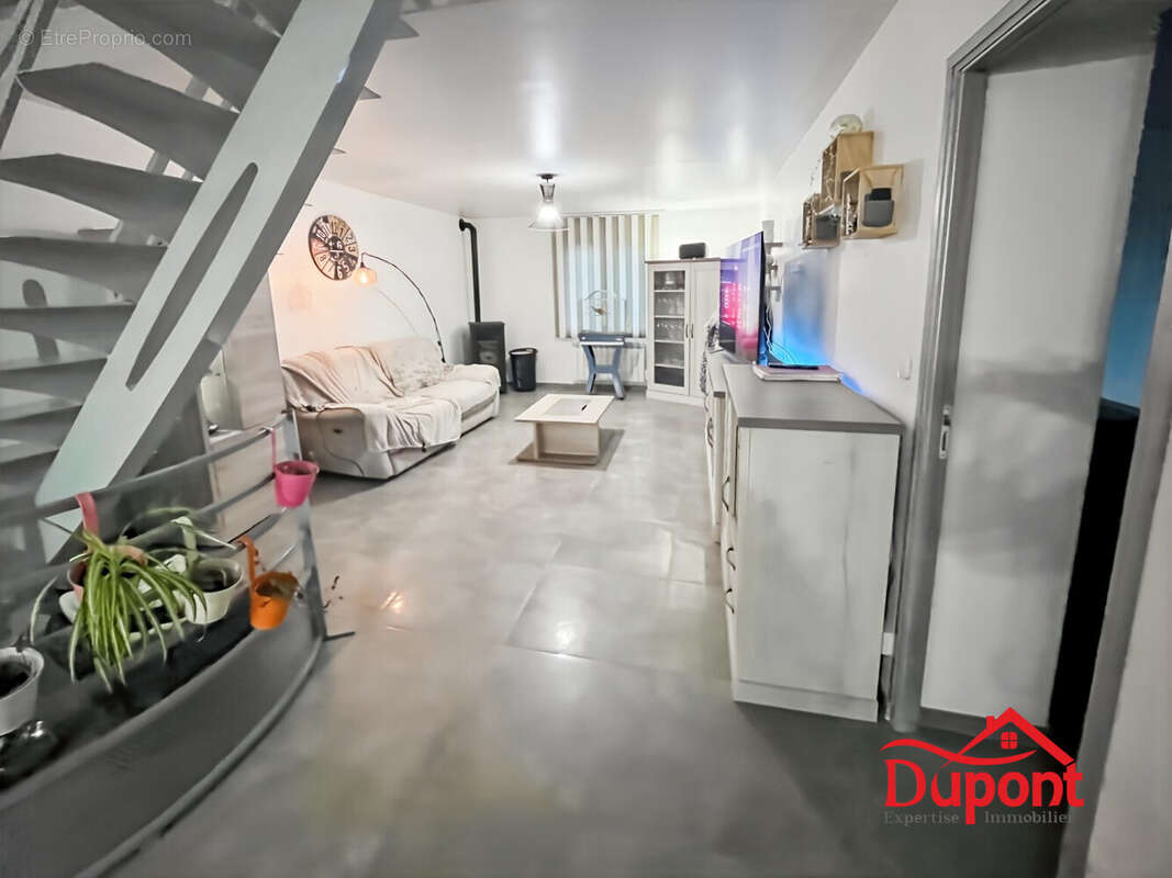 Maison à LE NOUVION-EN-THIERACHE