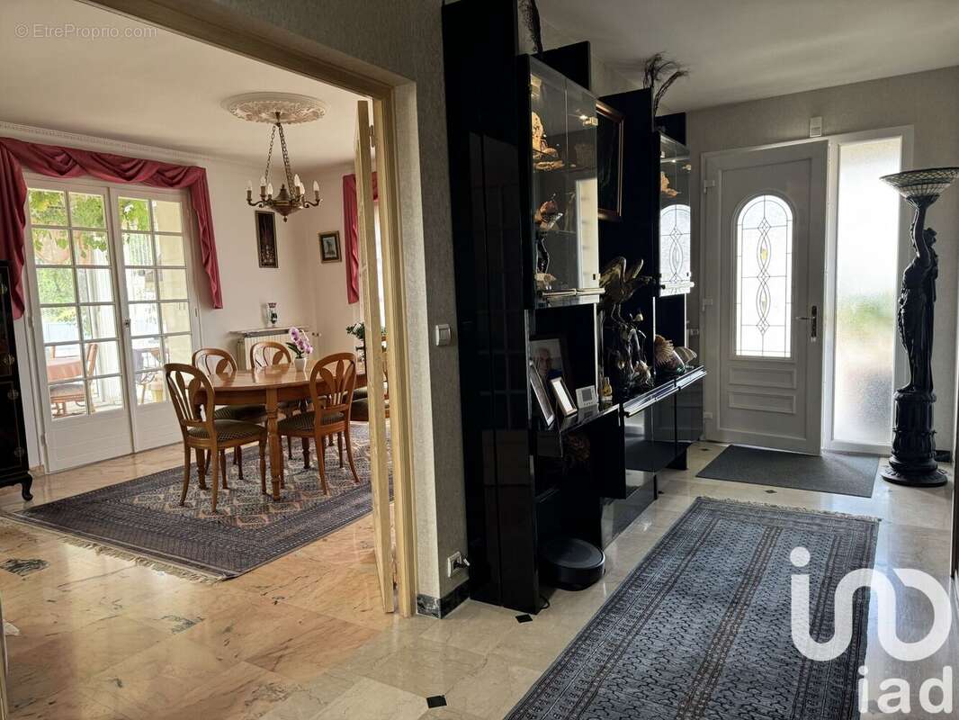 Photo 2 - Maison à NOISEAU