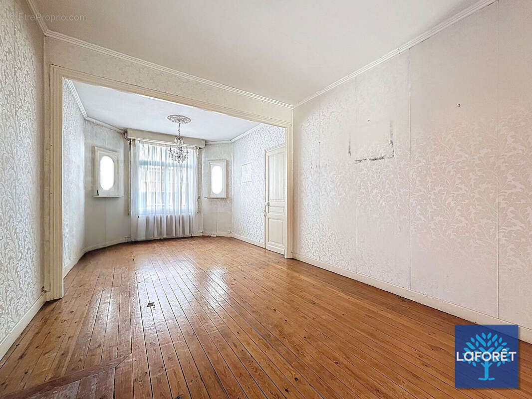 Maison à VALENCIENNES