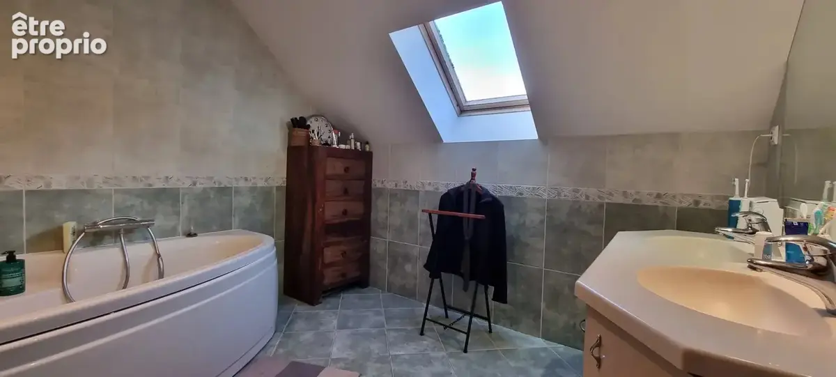 Maison 6 pièces 177 m² à vendre à Roissard (38650) - photo 12