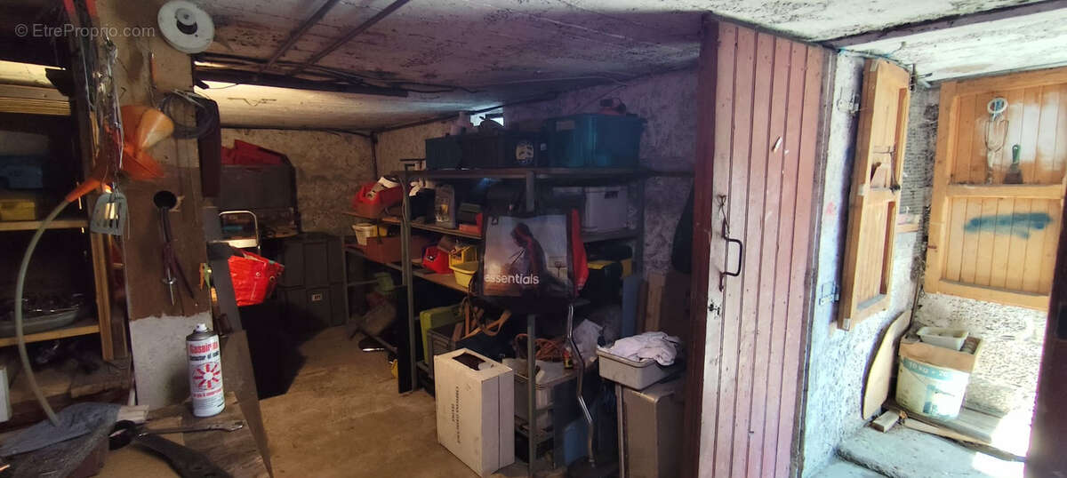 MAISON COGNIN Type 4 de 89.41 m2 + Terrasse abritée, cave, combles sur terrain de 1049 m2 - photo 14