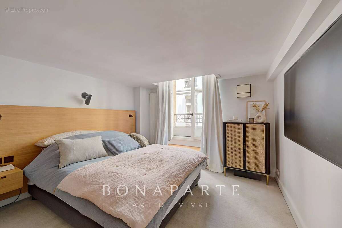 Paris 2 / sentier – loft – volumes exceptionnels - photo 6