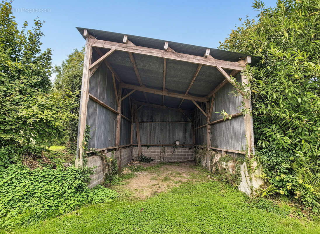 Maison à LA FEUILLIE