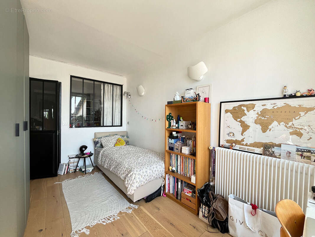 Appartement à SURESNES