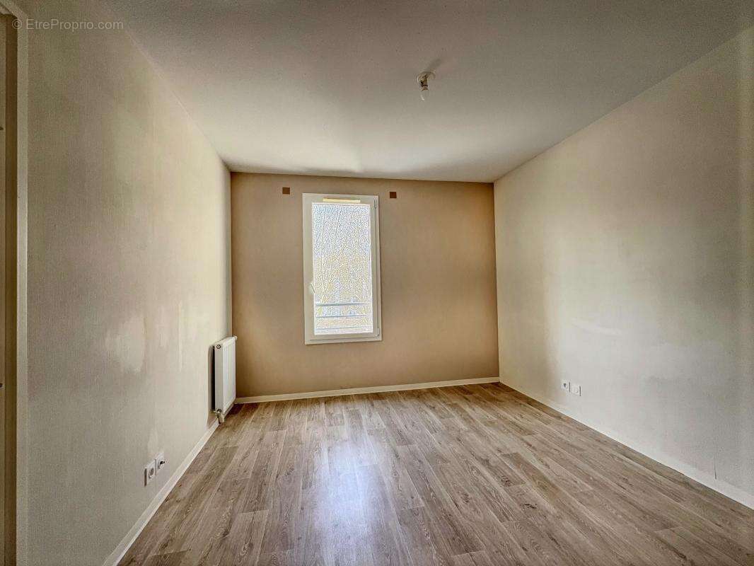 Appartement à CHENOVE