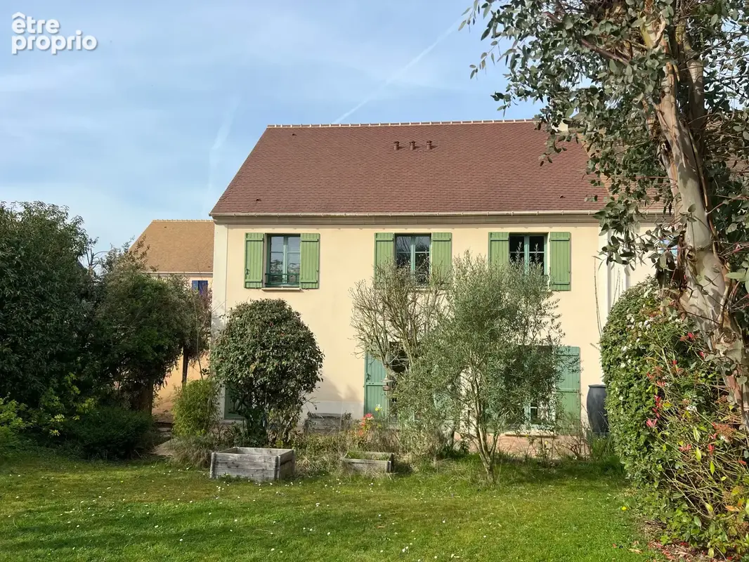Maison à THOIRY