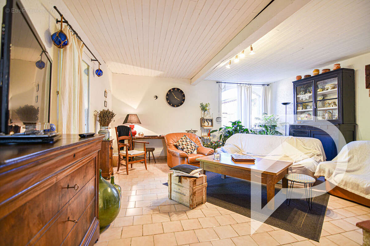 Maison à ORDAN-LARROQUE