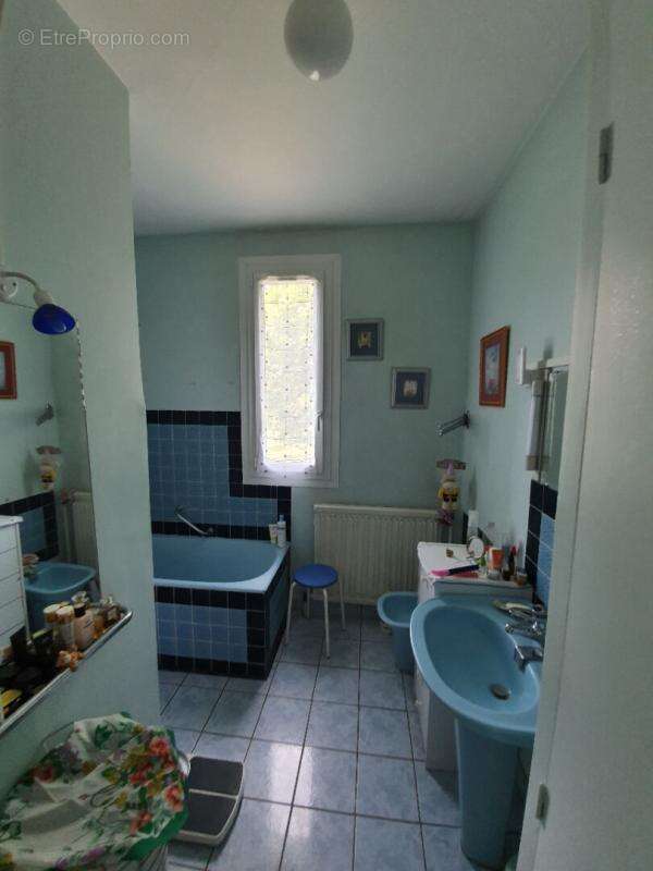Maison 3 chambres 110 m2 sur beau terrain clos et arboré - photo 11