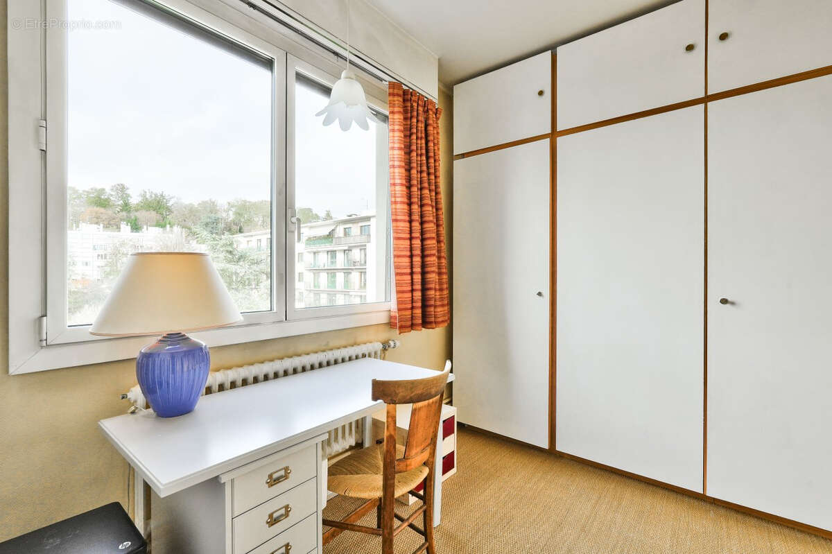 Appartement à VILLE-D&#039;AVRAY