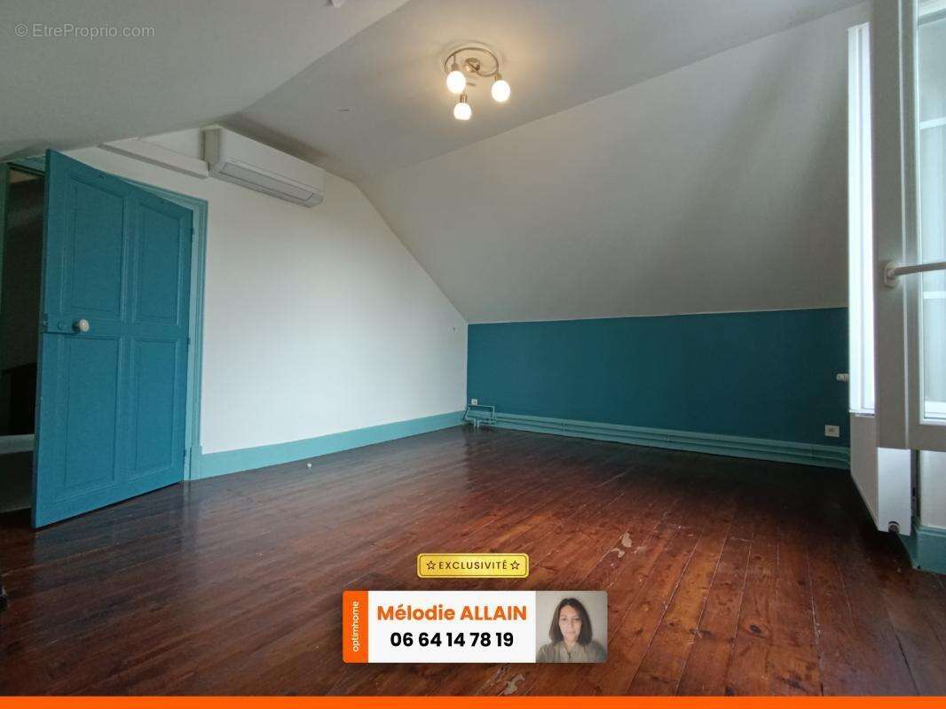 Vichy jeanne d'arc- maison des annees 40 avec cour et garage-ideal investisseur ou 1er achat - photo 15