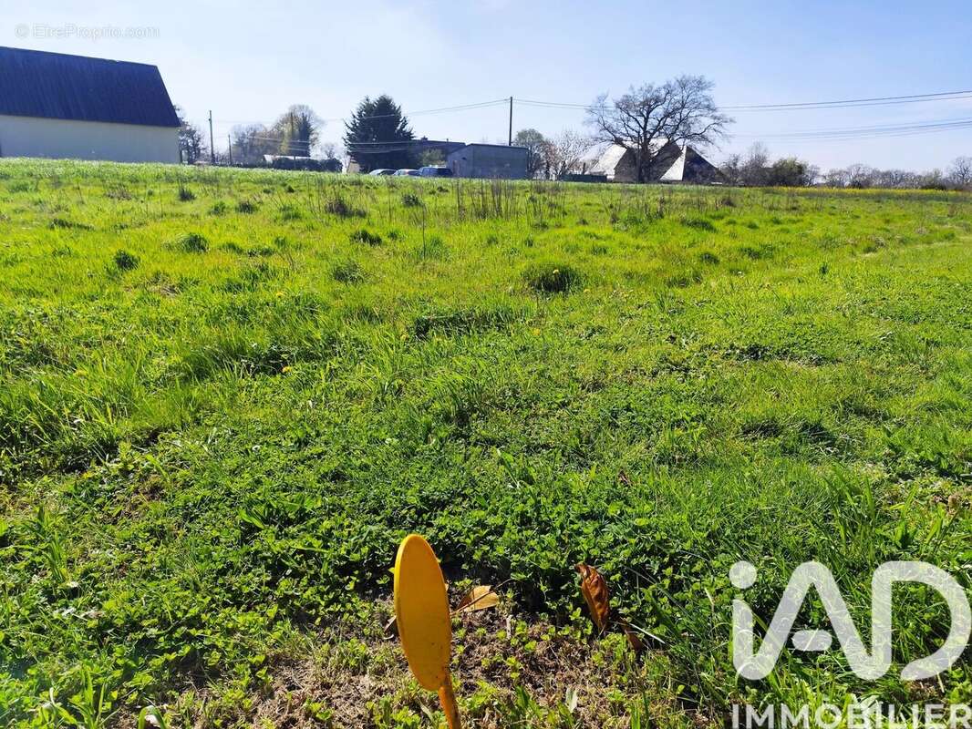 Photo 3 - Terrain à SAINT-JEAN-LA-POTERIE