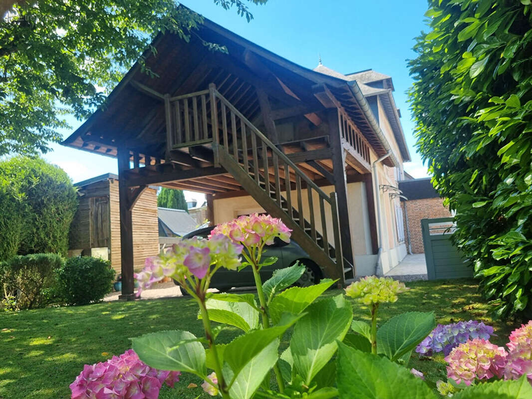 Maison à QUINCAMPOIX