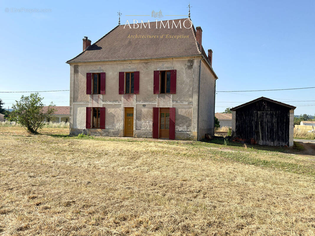 Maison à PORT-SAINTE-FOY-ET-PONCHAPT
