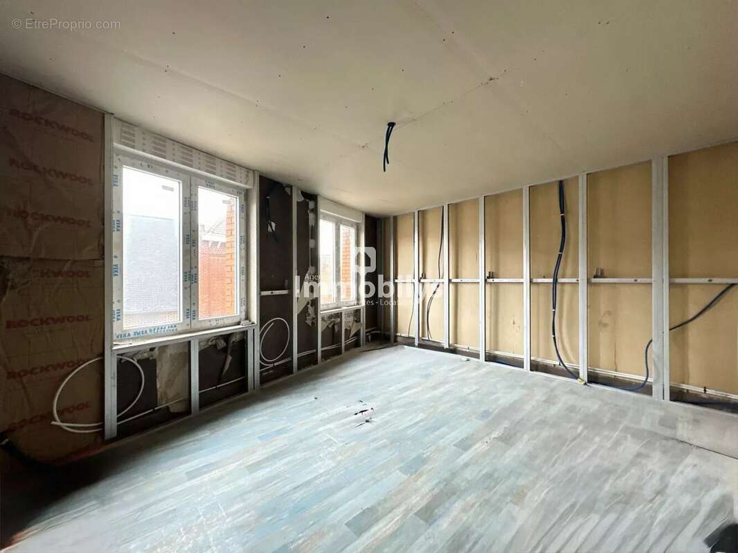 Maison à SIN-LE-NOBLE