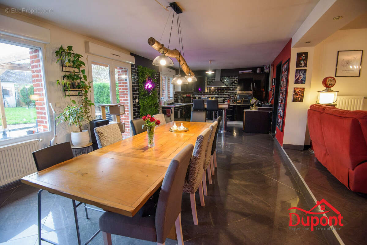 Maison à PETITE-FORET