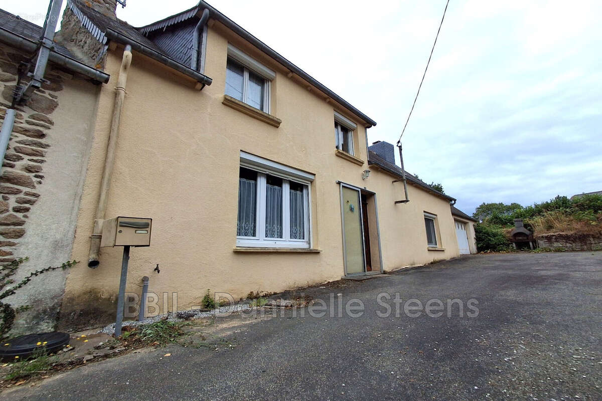 Maison à SAINT-CONNAN