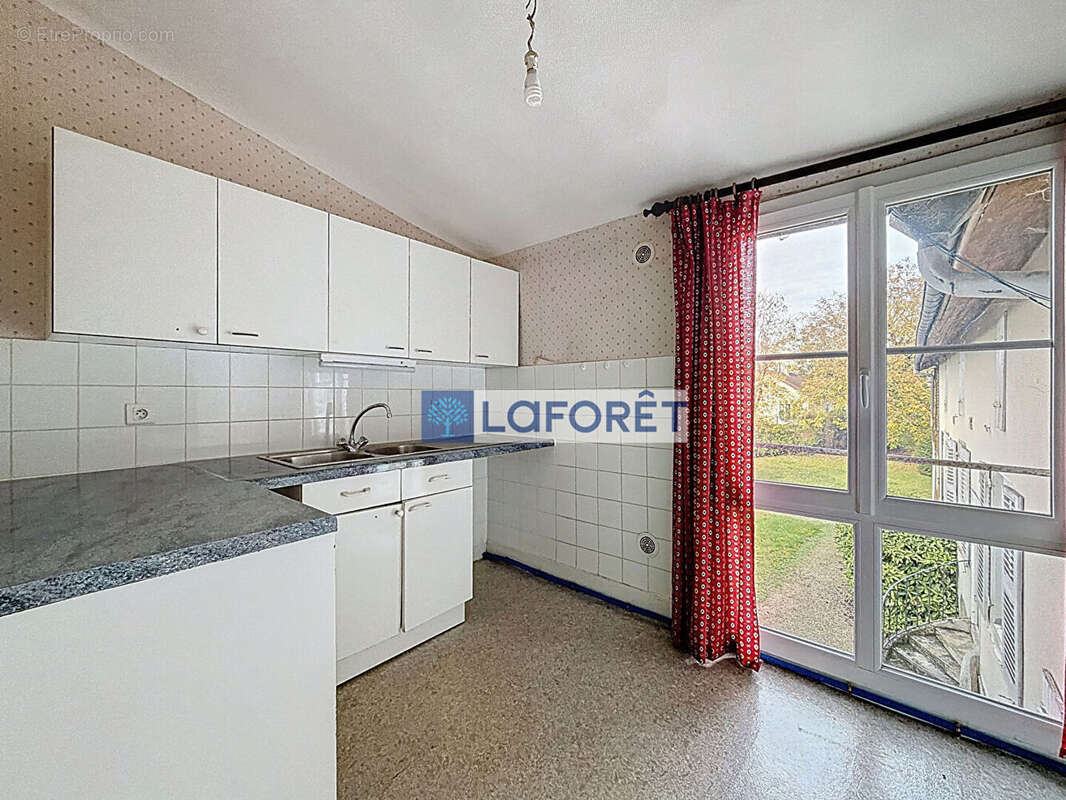 Maison à ECLARON-BRAUCOURT-SAINTE-LIVIERE