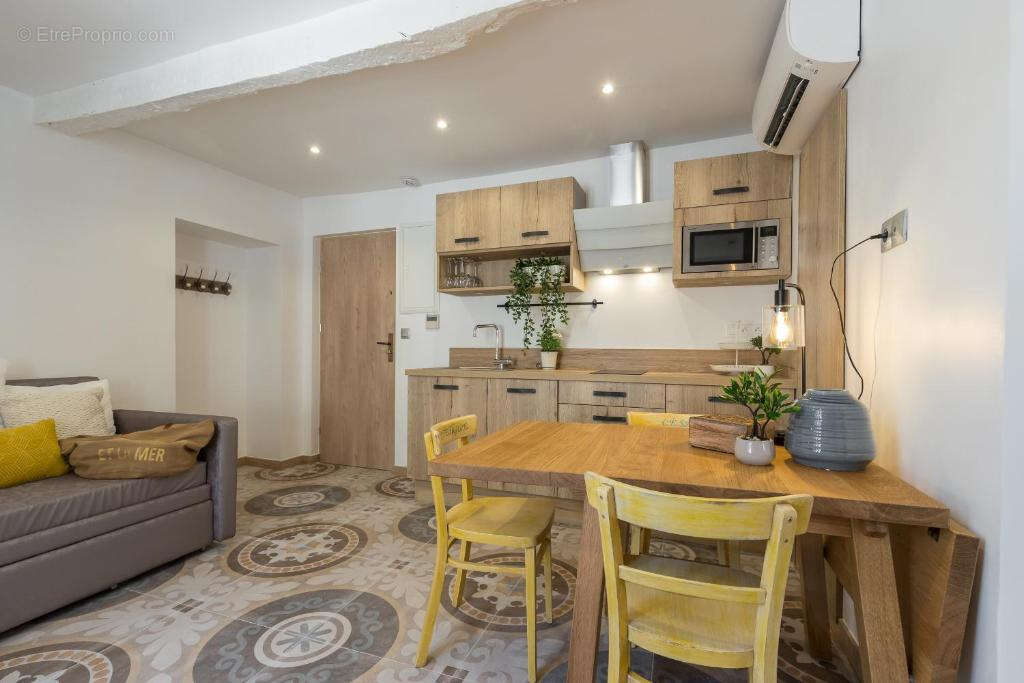 Appartement à VALBONNE