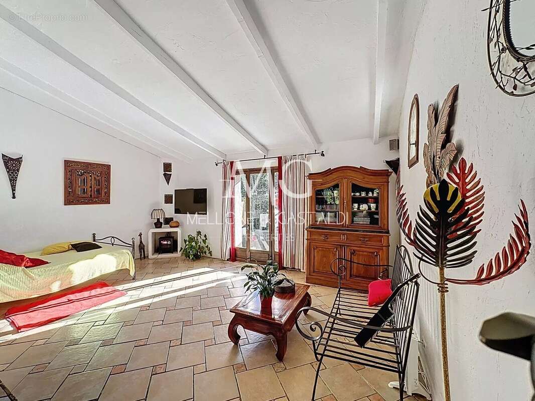 Maison à MOUGINS