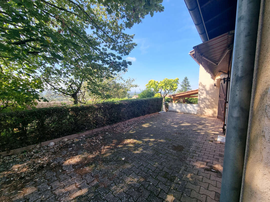 Maison à SAINT-GALMIER