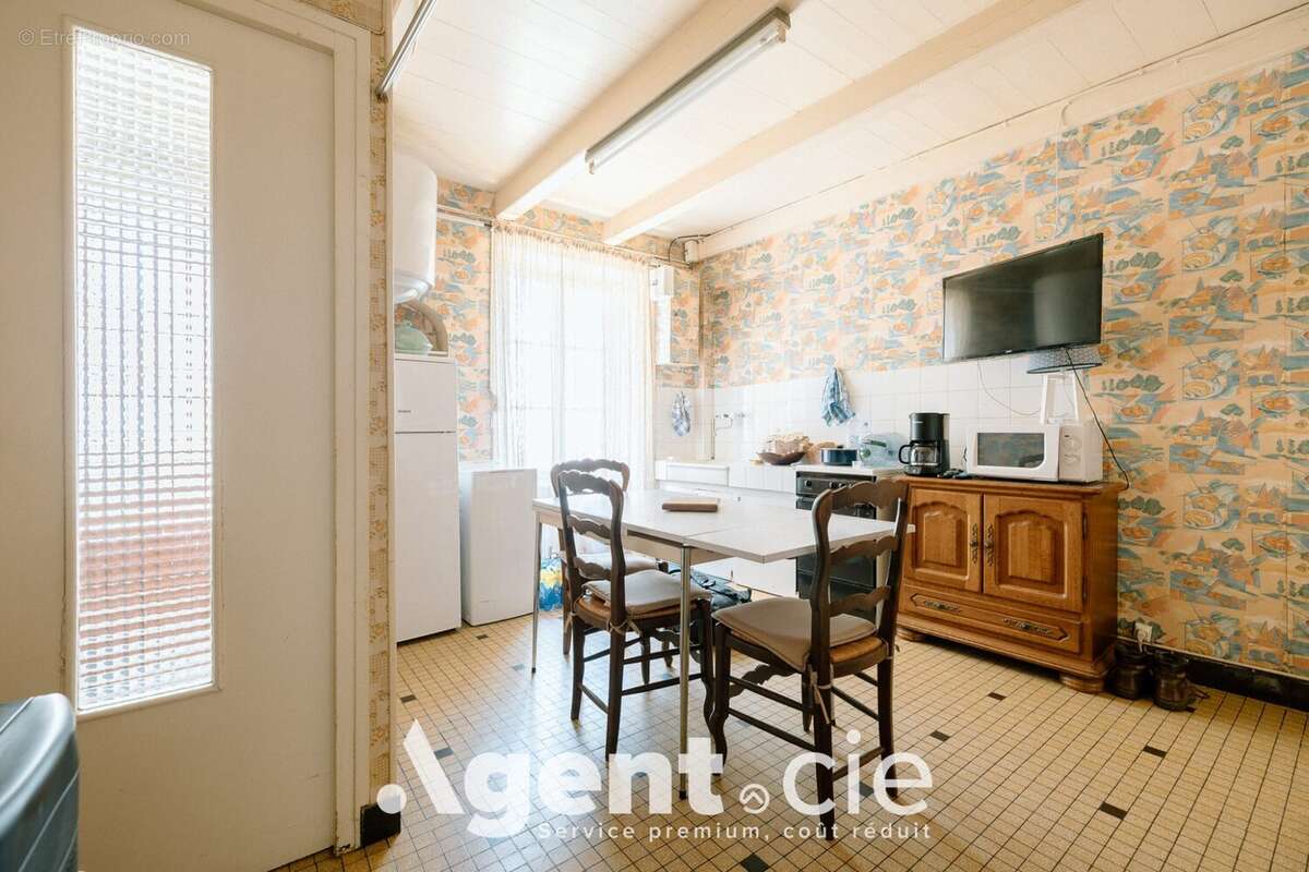 Maison à SAINT-VAAST-LA-HOUGUE