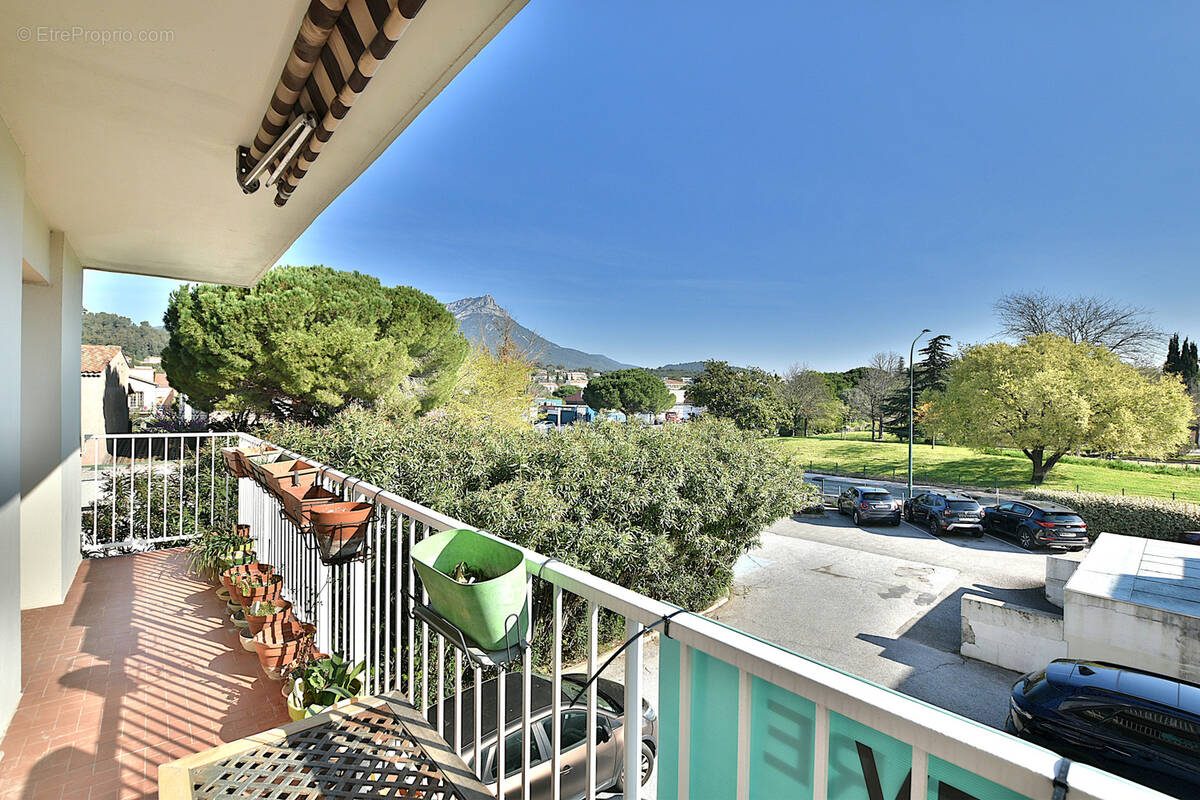 Appartement à LA GARDE
