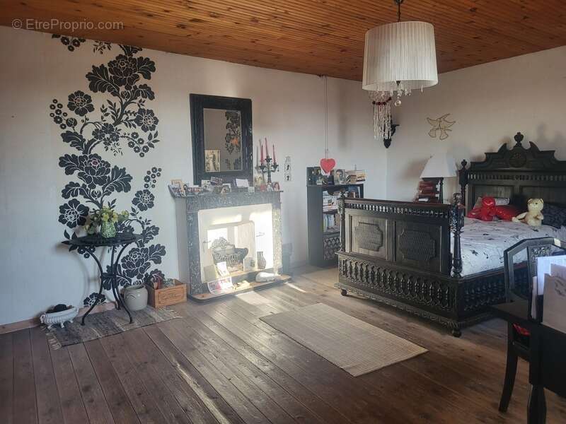Maison à vendre 4 pièces LOUIN (79) Terrain clos 478 m² - photo 7