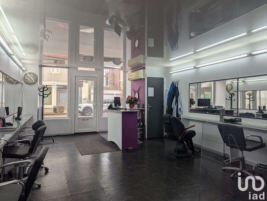 Photo 5 - Commerce à LALOUVESC