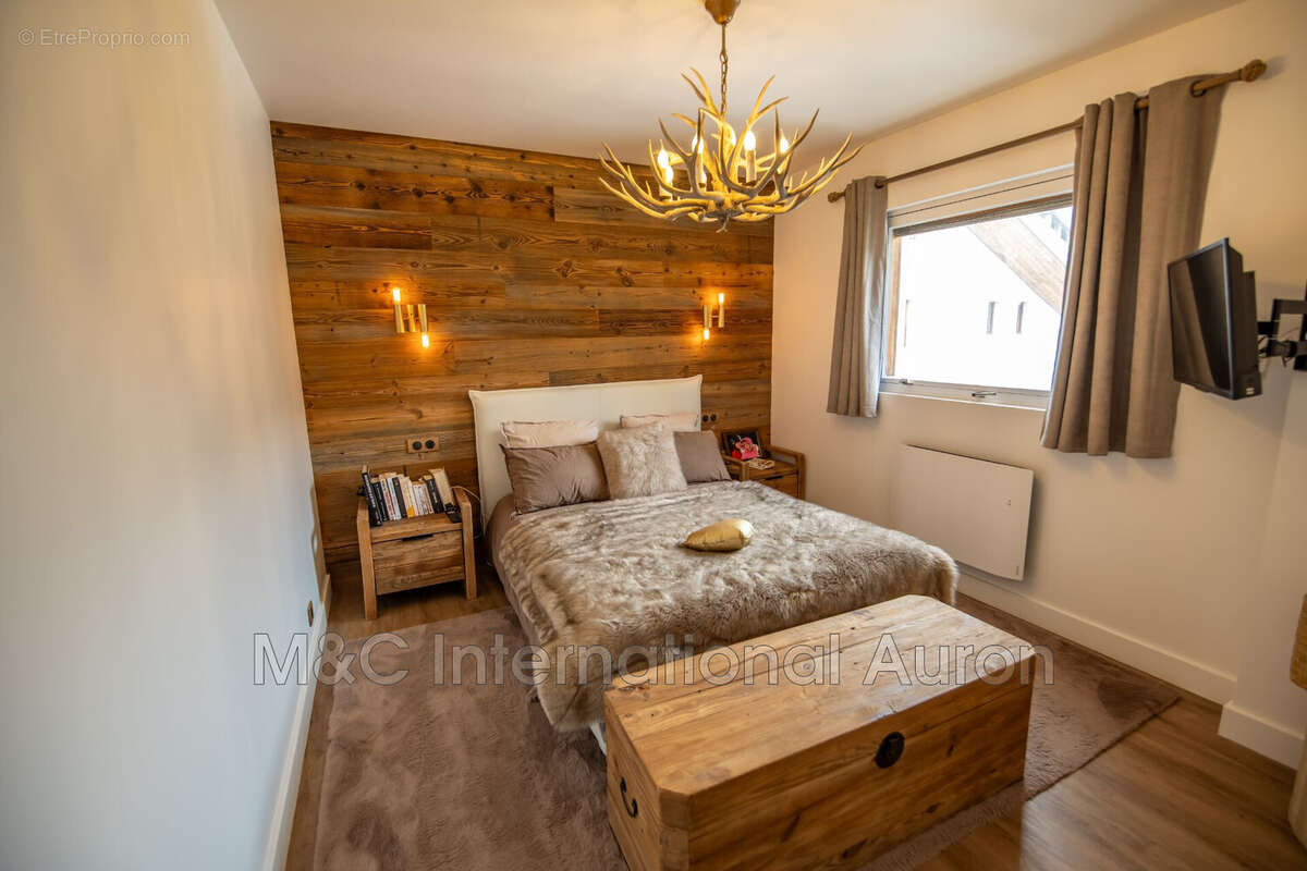 Appartement à SAINT-ETIENNE-DE-TINEE