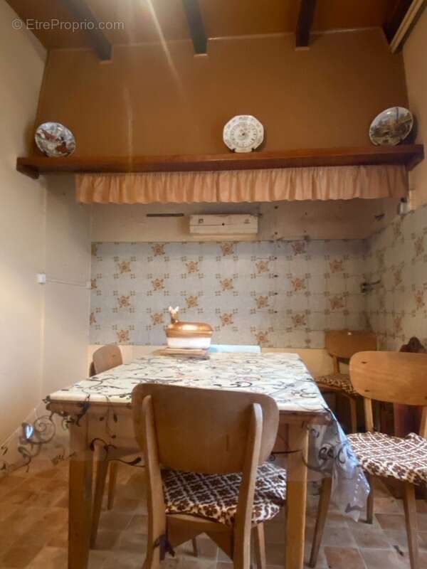 Maison à MUR-DE-BARREZ