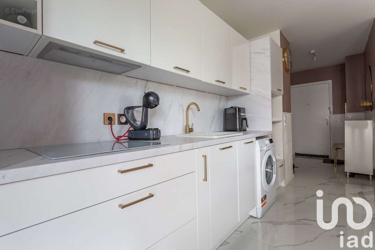 Photo 3 - Appartement à LIEUSAINT