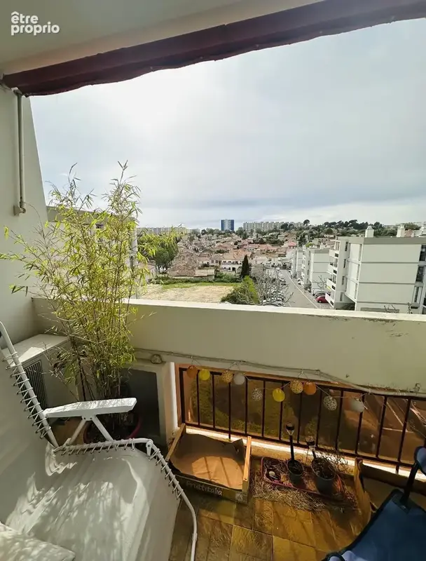Appartement T3 de 56 m2 avec balcon, cave et garage fermé   Marseille 13e - photo 8