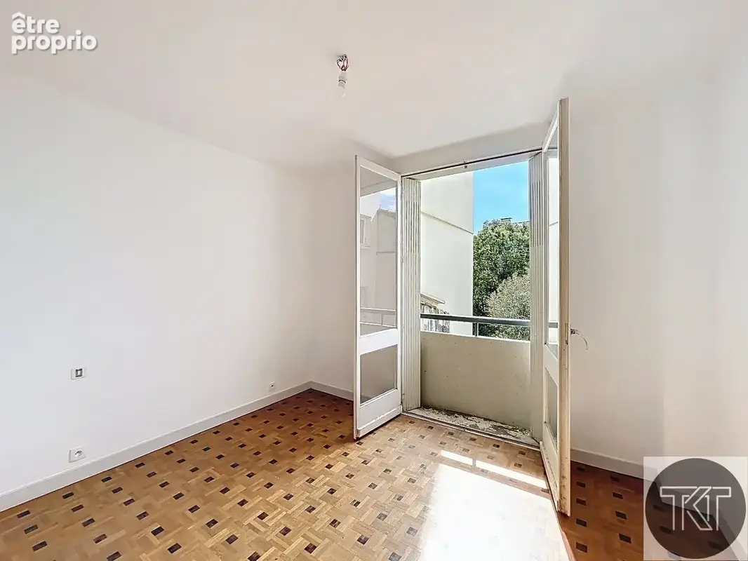 T4 de 84 m²  3 chambres  13 m² de balcon  vue sur jardin - photo 8