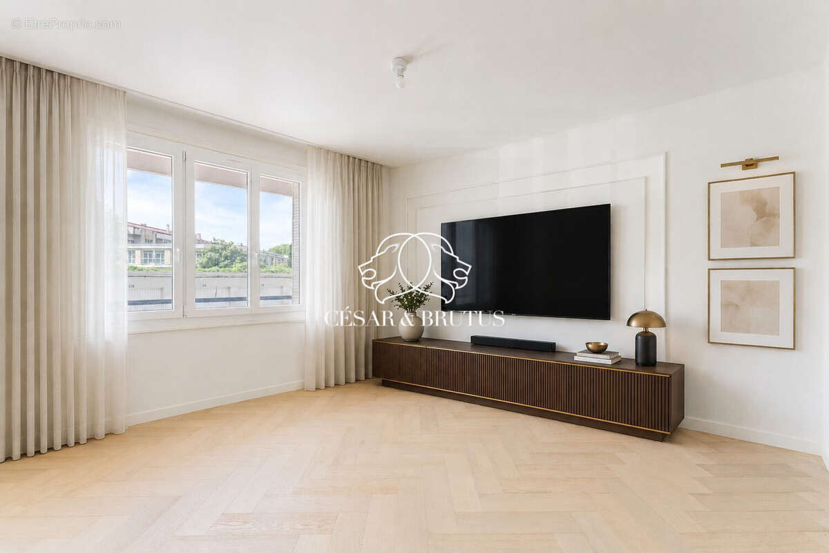 Appartement à BRON